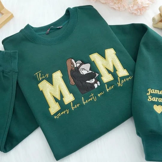 Besticktes MAMA-Sweatshirt mit Rundhalsausschnitt und Kindernamen auf dem Ärmel, Muttertagsgeschenk für Mama