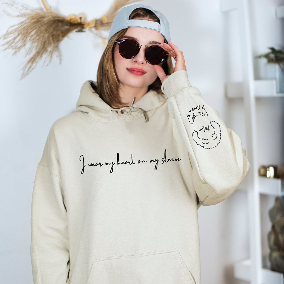 Sudadera con capucha personalizada con orejas de mascota bordadas "Llevo mi corazón en la manga", regalo para amantes de los perros