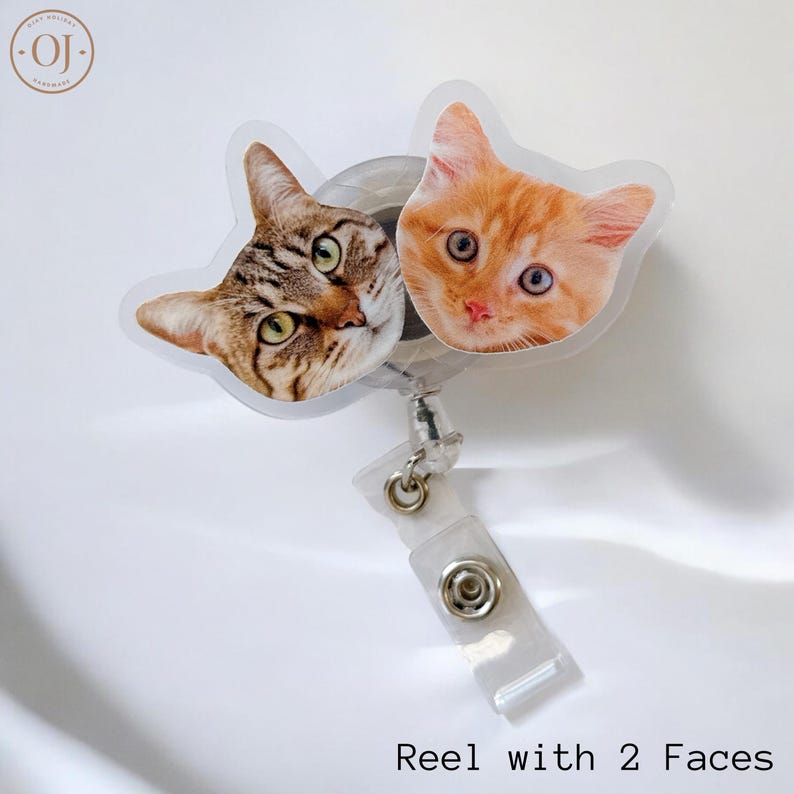 Personalized Pet Face Badge Reel – Custom Dog or Cat Photo ID Holder for Nurses, Teachers & Students