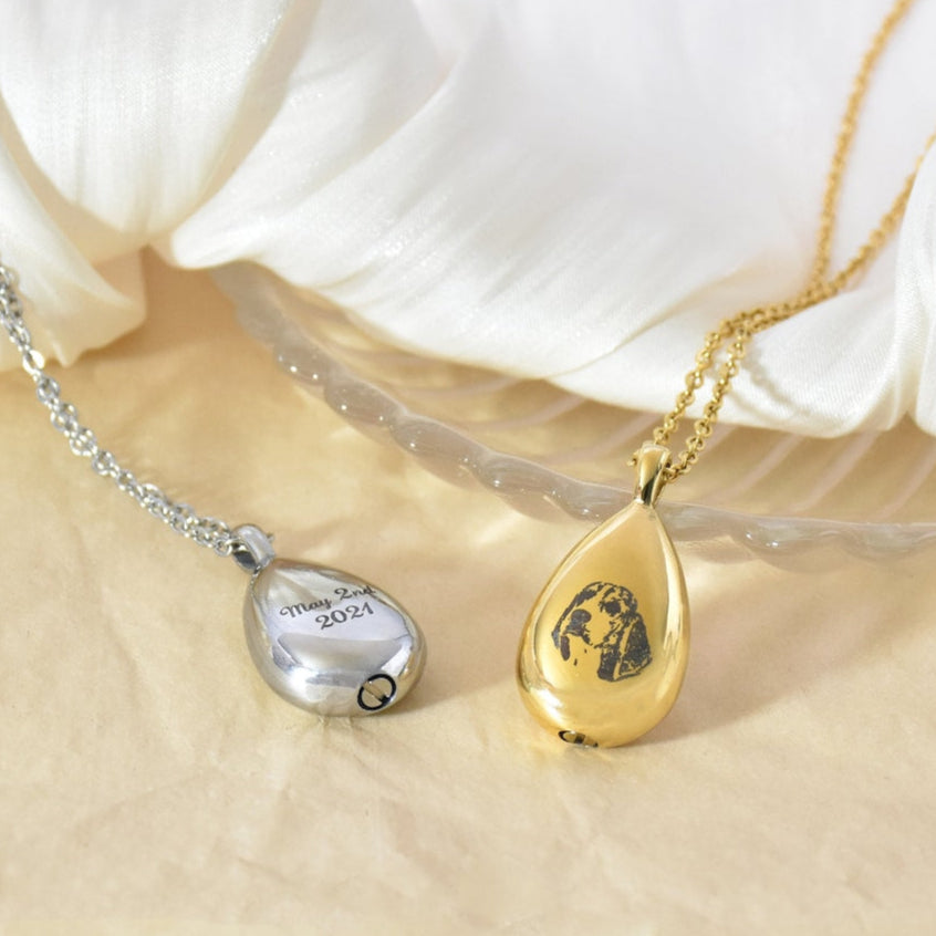 Personalized Dog Cat Photo Portrait Necklace Pet Memorial Gift For Dog Cat Mom