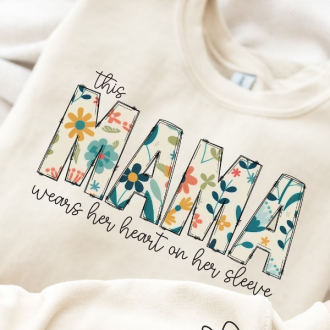 Sudadera personalizada Esta mamá lleva su corazón en la manga con nombres personalizados. Regalo cálido para querida mamá