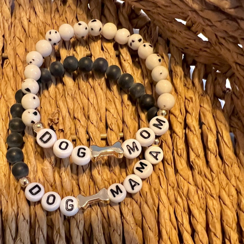 Personalized Pet Name Bracelet – Beaded Dog Name Bracelet, Custom Memorial Gift for Dog Moms