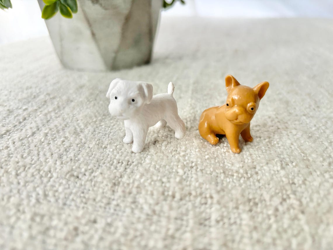 Personalized Pocket Pet Dog in a Tin – Mini Travel Toy Dog Playset Custom Pet Figurine Christmas Gift For Dog Owner