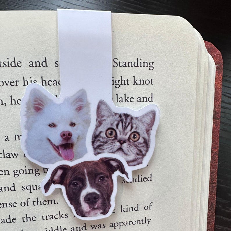 Custom Pet Portrait Magnetic Bookmark – Personalized Back To School Gift for Dog & Cat Lovers
