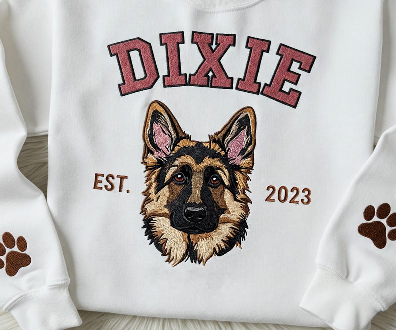 Embroidered Pet Photo Sweatshirt – Custom Dog Cat Face Crewneck Gift for Pet Moms & Dads