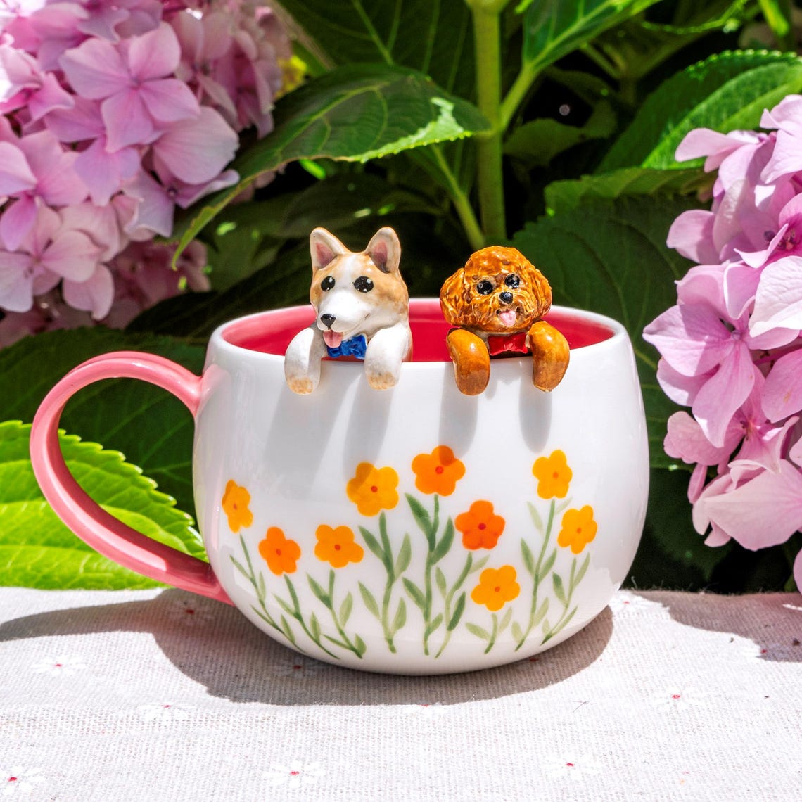 Custom Pet Figurine Mug with Name – Handmade Cat & Dog Ceramic Mug Christmas Keepsake Gift for Pet Lovers