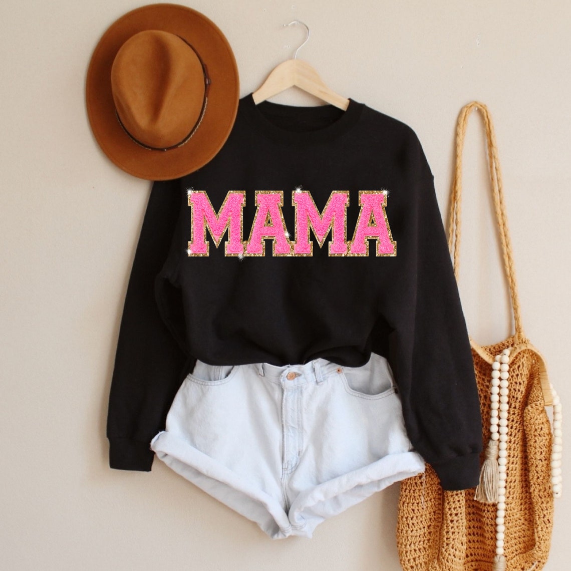 Personalisierter Glitzer-Patch, besticktes MAMA-Sweatshirt und Kindernamen auf dem Ärmel, Muttertagsgeschenk