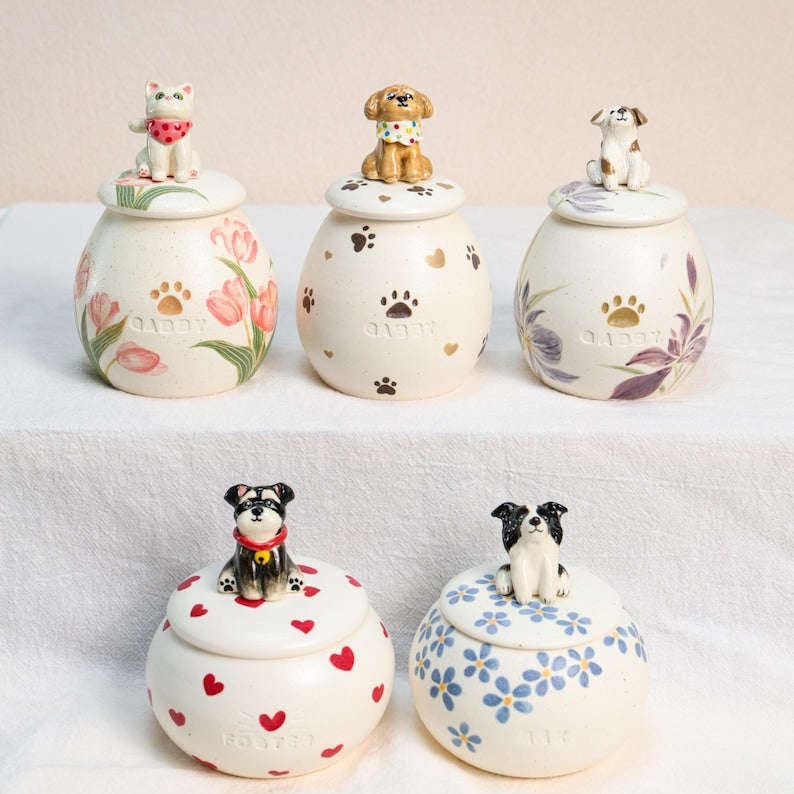 Custom Pet Memorial Urn – Handmade Ceramic Dog/Cat Urn for Ashes with Pet figurine and Name Pet Loss Gift