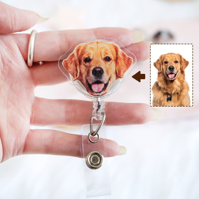 Personalized Pet Face Badge Reel – Custom Dog or Cat Photo ID Holder for Nurses, Teachers & Students
