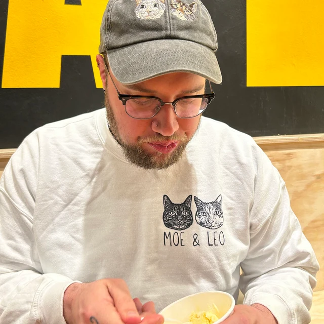 Sudadera con capucha personalizada con cara y nombre de gato, regalo para amantes de los gatos.