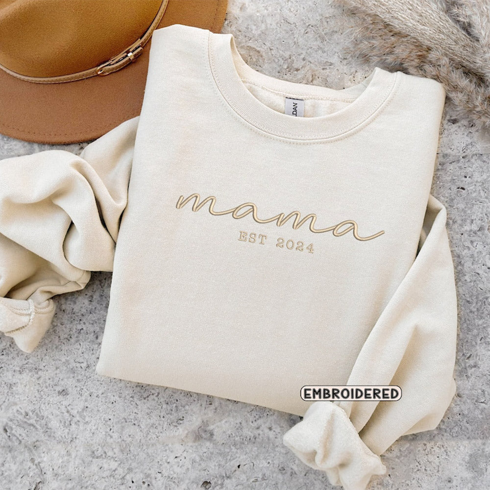 Benutzerdefinierte bestickte Mama EST Sweatshirt Geschenk für Mama