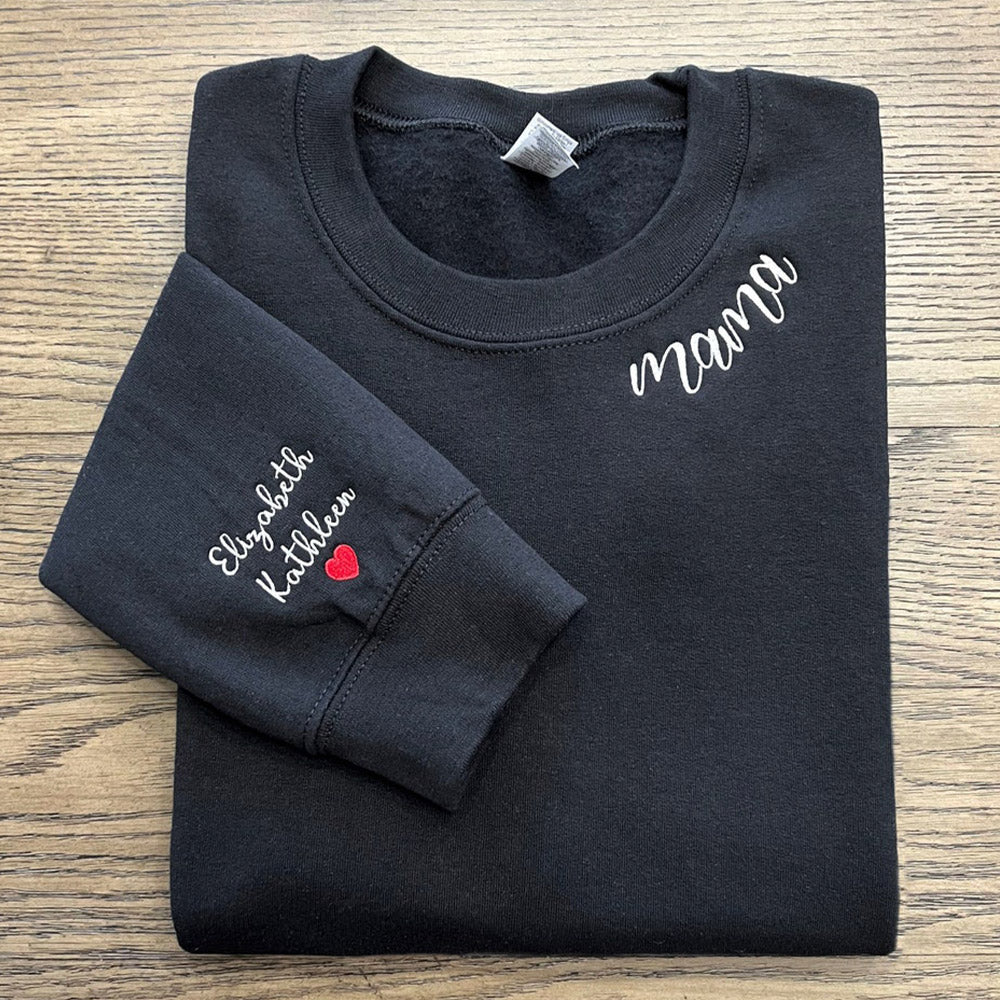 Sudadera bordada para mamá con los nombres de los niños en la manga: ideas de regalo para el Día de la Madre