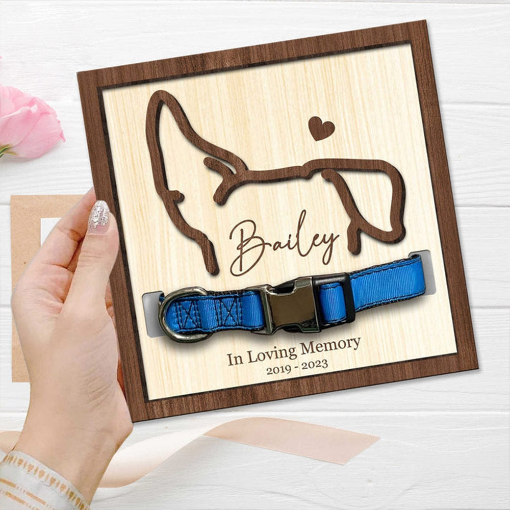 Marco de collar conmemorativo personalizado para mascotas con oreja y nombre. Regalo de condolencias por la pérdida de un perro.