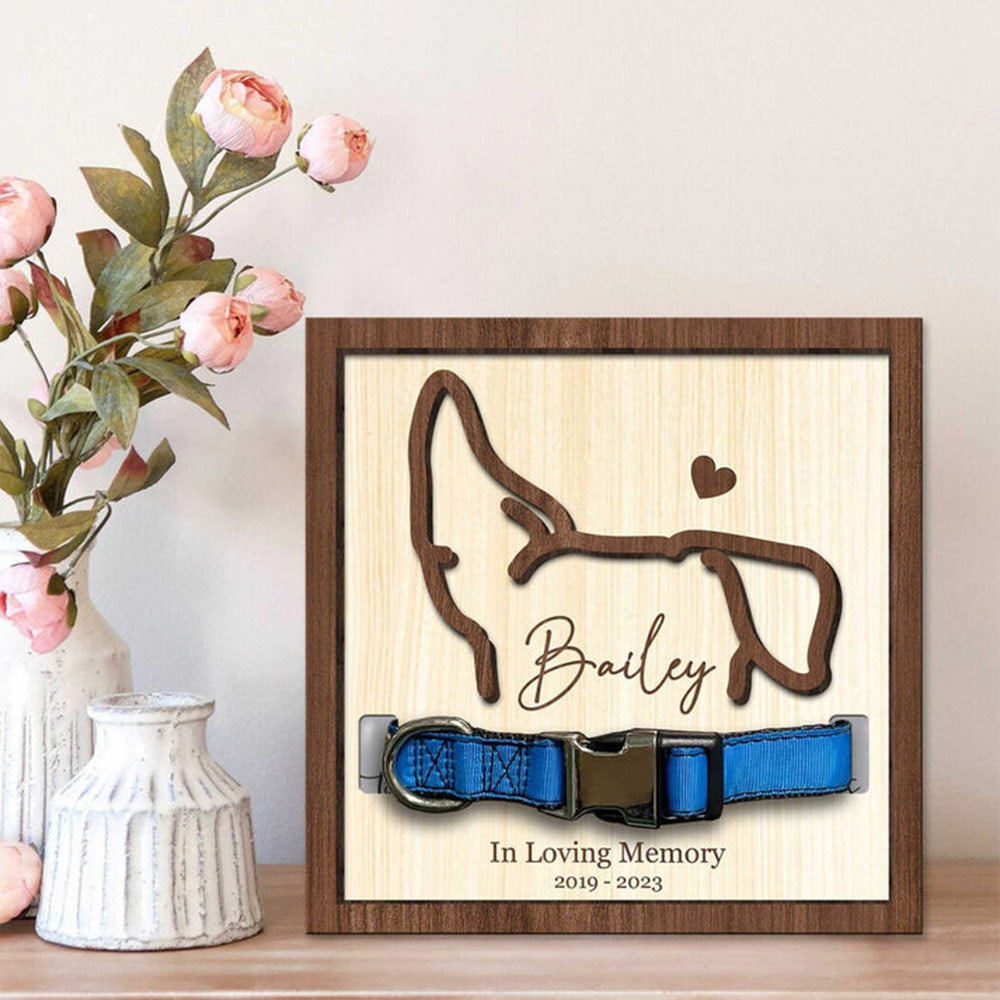 Marco de collar conmemorativo personalizado para mascotas con oreja y nombre. Regalo de condolencias por la pérdida de un perro.