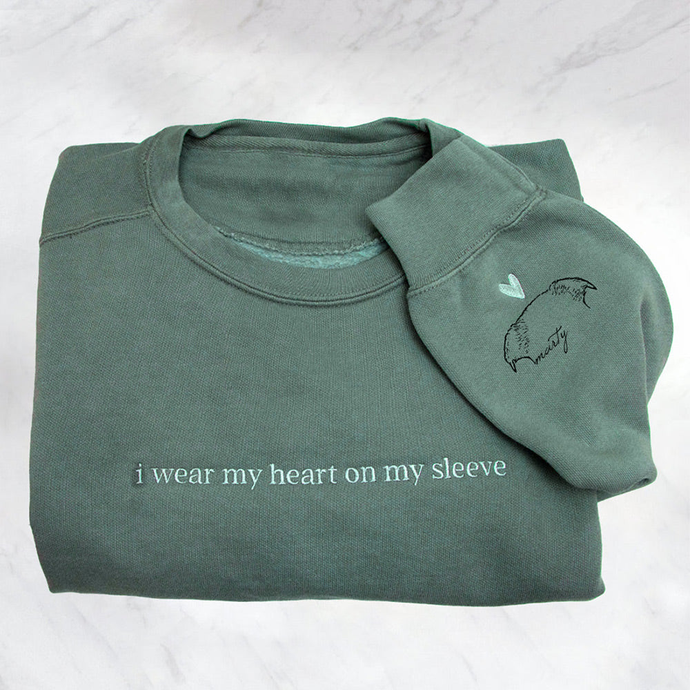 Sudadera con capucha personalizada con orejas de mascota bordadas "Llevo mi corazón en la manga", regalo para amantes de los perros