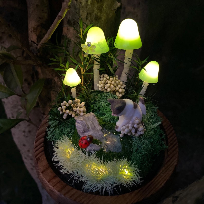 Personalized Cat and Green Mushroom Lamp Birthday Christmas Gift For Pet Lovers
