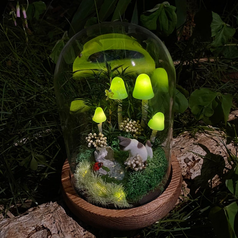 Personalized Cat and Green Mushroom Lamp Birthday Christmas Gift For Pet Lovers