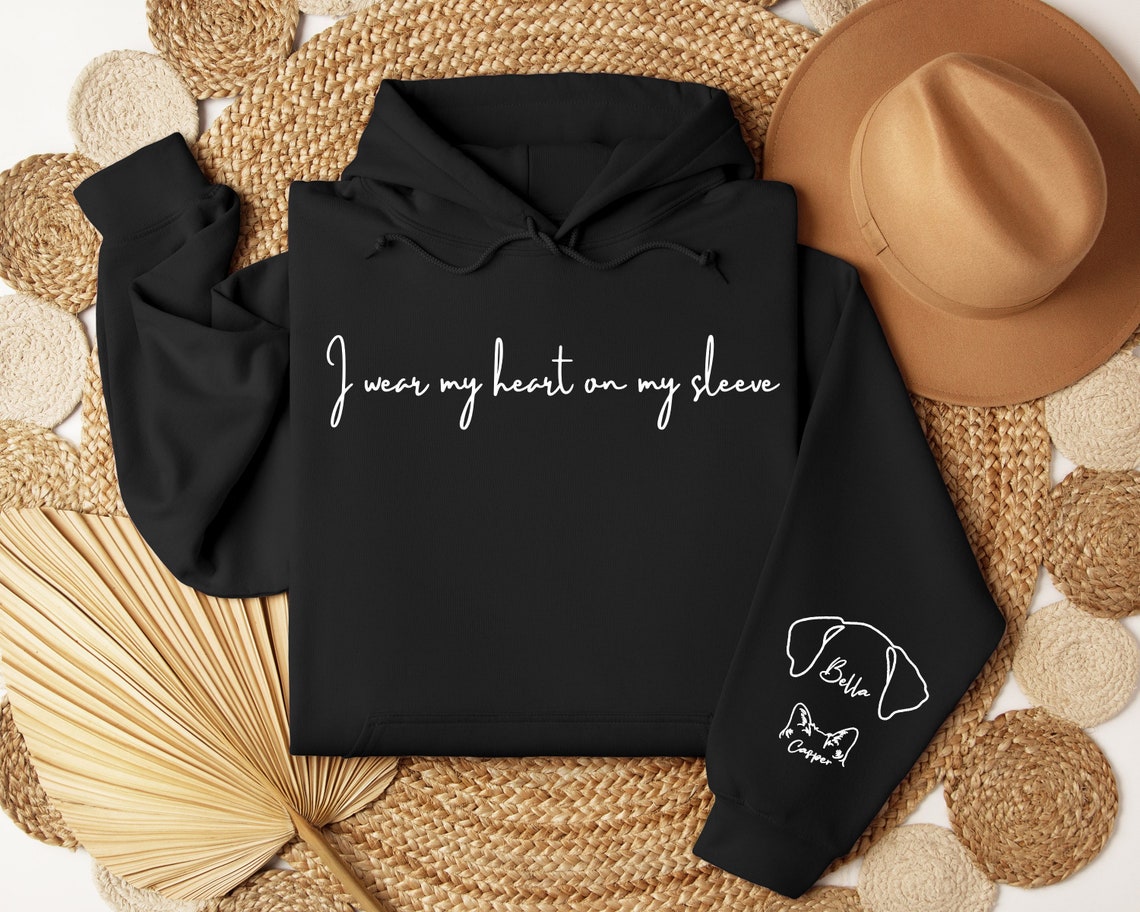 Sudadera con capucha personalizada con orejas de mascota bordadas "Llevo mi corazón en la manga", regalo para amantes de los perros