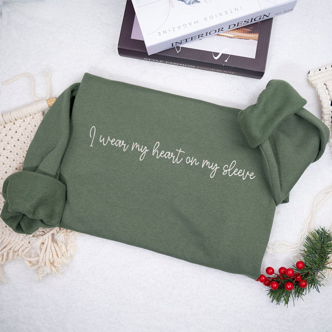 Sudadera con capucha personalizada con orejas de mascota bordadas "Llevo mi corazón en la manga", regalo para amantes de los perros
