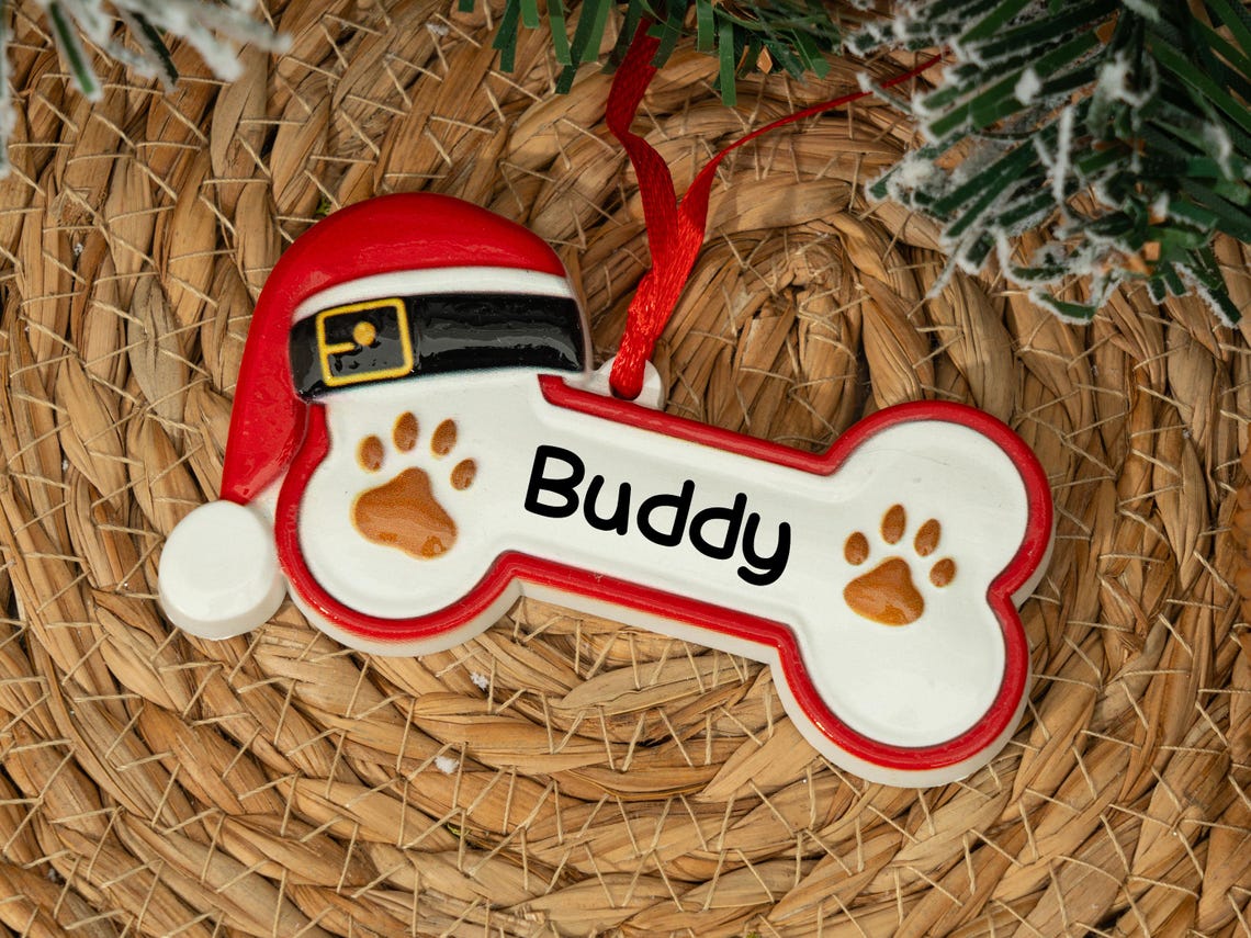 Personalized Dog Paw & Bone Ornament 2025 – Custom Resin Christmas Tree Decoration, New Puppy Gift, Pet Keepsake for Dog Owners