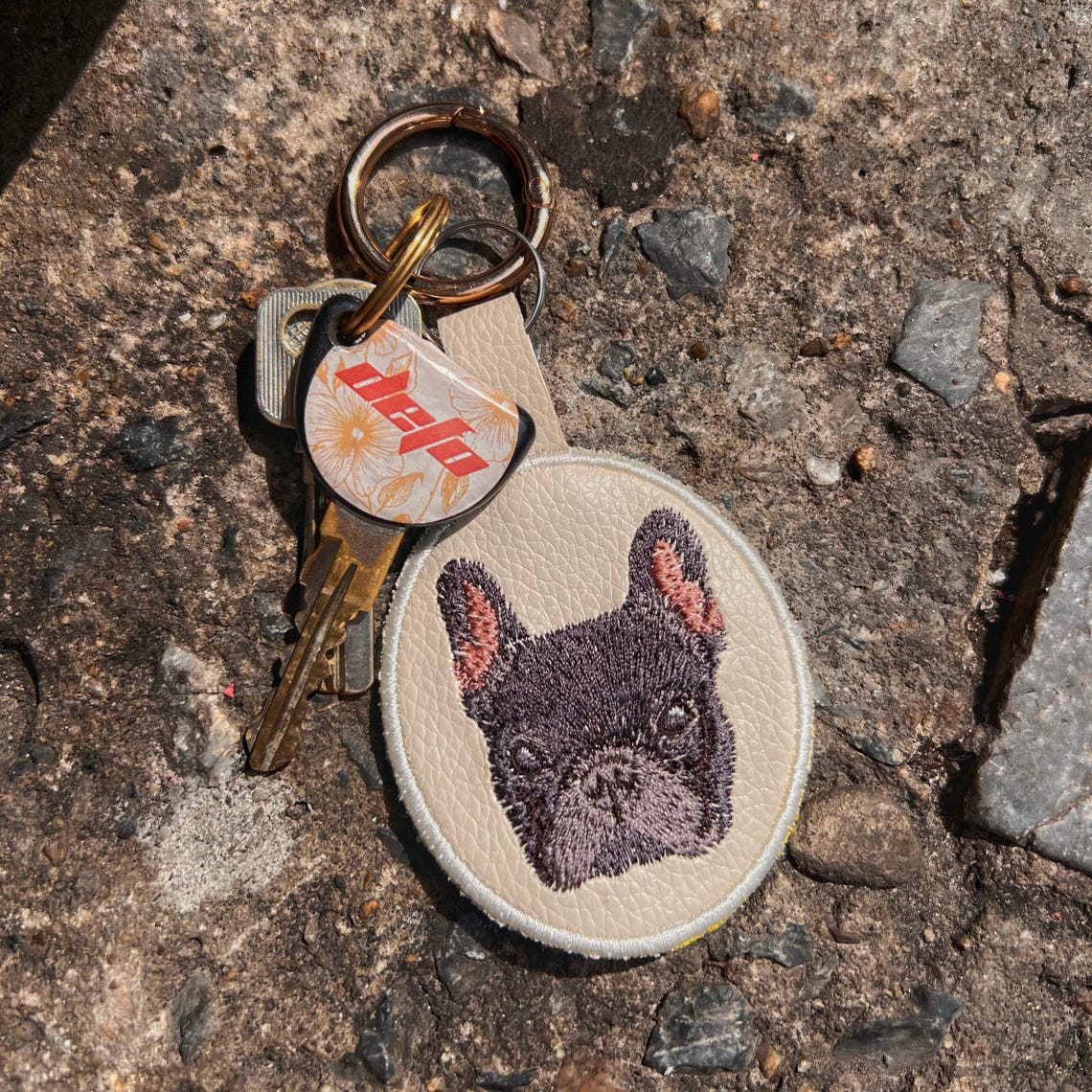 Letrero conmemorativo personalizado para collar de mascota con oreja y nombre, regalo para amantes de las mascotas