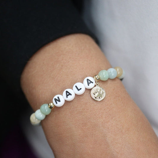Personalized Pet Name Bracelet – Cat/Dog Name Beaded Bracelet with Paw Charms Gift for Dog Moms Pet Keepsake Gift