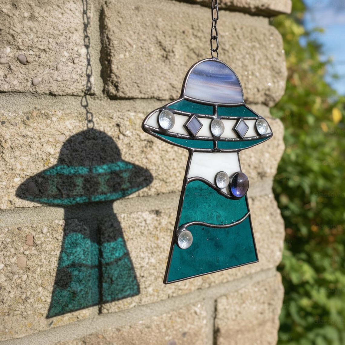 Custom Stained Glass Cat UFO Spaceship Suncatcher Pressed Flower Alien Encounter Mobile Birthday Christmas Gift For Cat Pet Lovers