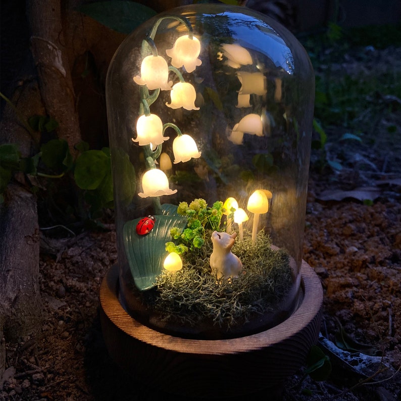 Handmade Lily of the Valley Mushroom Lamp Custom Pet Figurines Cat and Lilies Birth Flower Light Birthday Christmas Gift for Pet Lovers