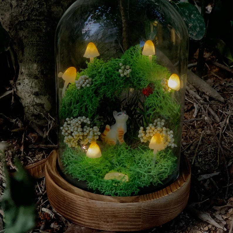 Custom Cat Figure Green Mushroom Wreath Lamp Birthday Christmas Gift For Pet Lovers
