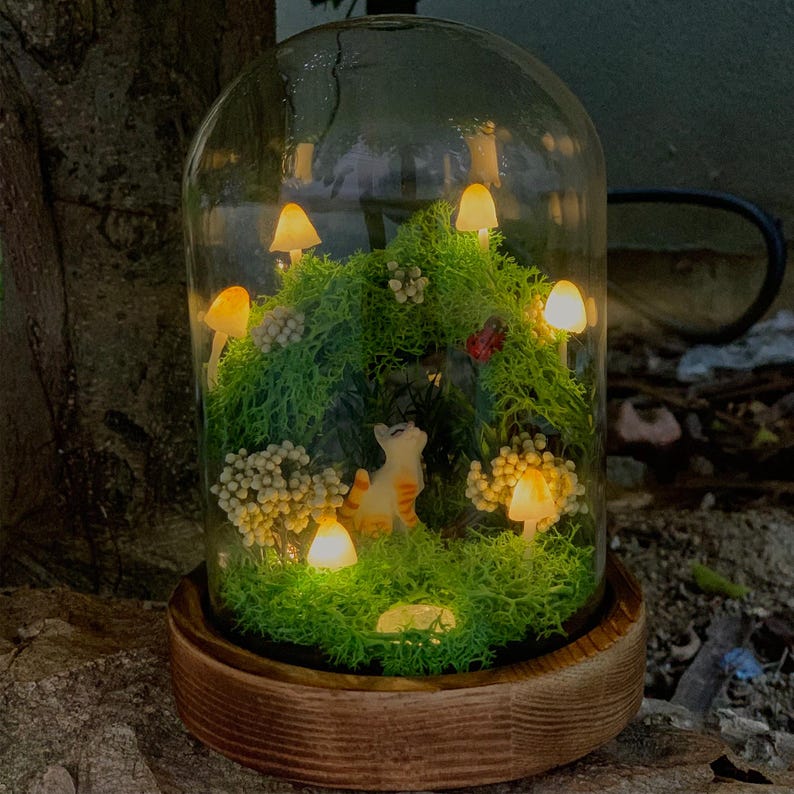 Custom Cat Figure Green Mushroom Wreath Lamp Birthday Christmas Gift For Pet Lovers