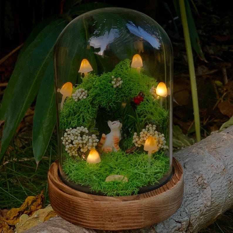 Custom Cat Figure Green Mushroom Wreath Lamp Birthday Christmas Gift For Pet Lovers