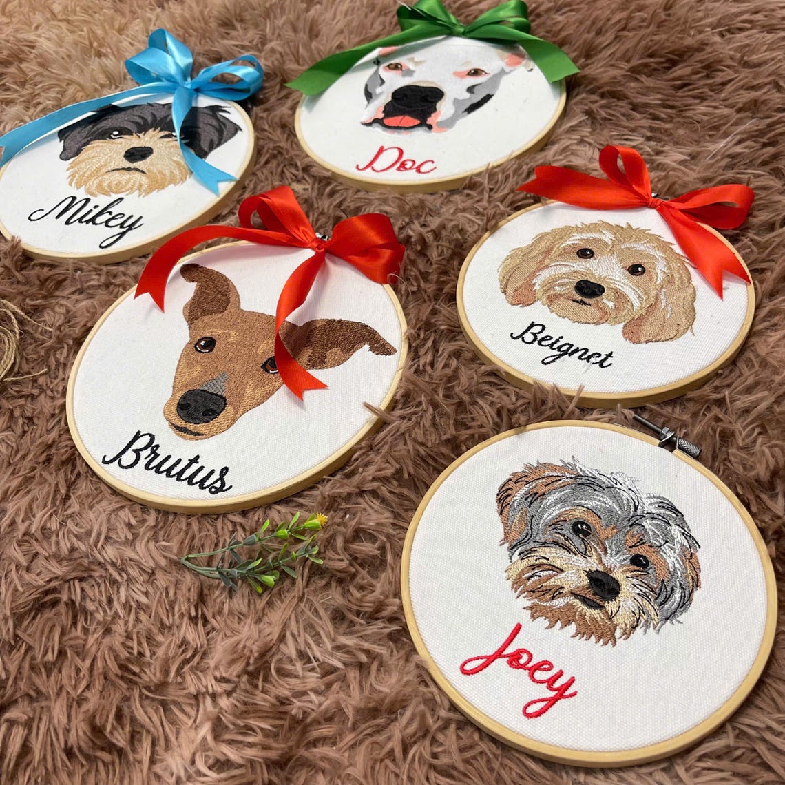 Custom Embroidered Pet Portrait Christmas Ornament Gift For Dog Cat Owners Pet Lovers