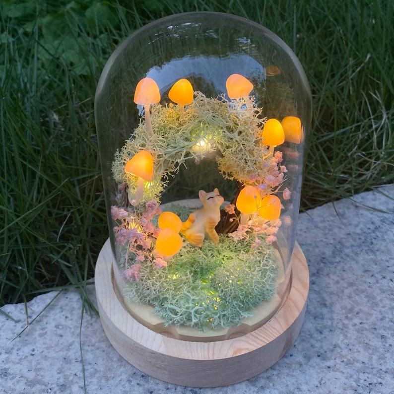 Custom Pet Figurine Mushroom Wreath Night Light Birthday Christmas Gift For Pet Lovers