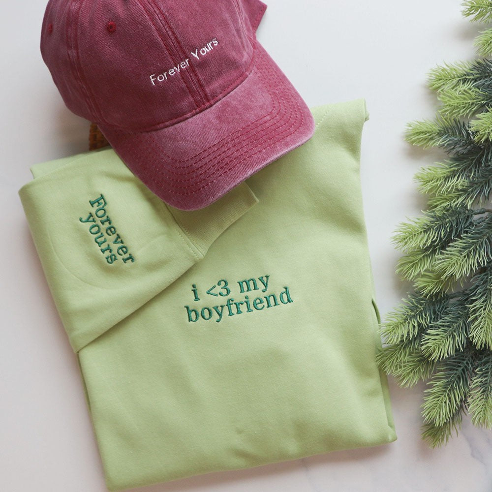 Benutzerdefinierter Hoodie für Paare mit Stickerei „I Love My Girlfriend Boyfriend“, passender Hoodie, Geschenkideen zum Jahrestag, Valentinstagsgeschenke für Paare