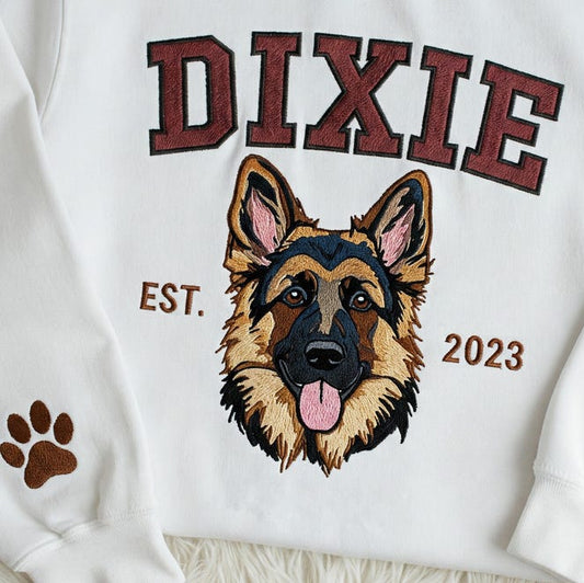 Embroidered Pet Photo Sweatshirt – Custom Dog Cat Face Crewneck Gift for Pet Moms & Dads