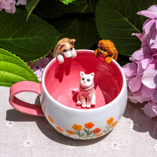 Custom Pet Figurine Mug with Name – Handmade Cat & Dog Ceramic Mug Christmas Keepsake Gift for Pet Lovers