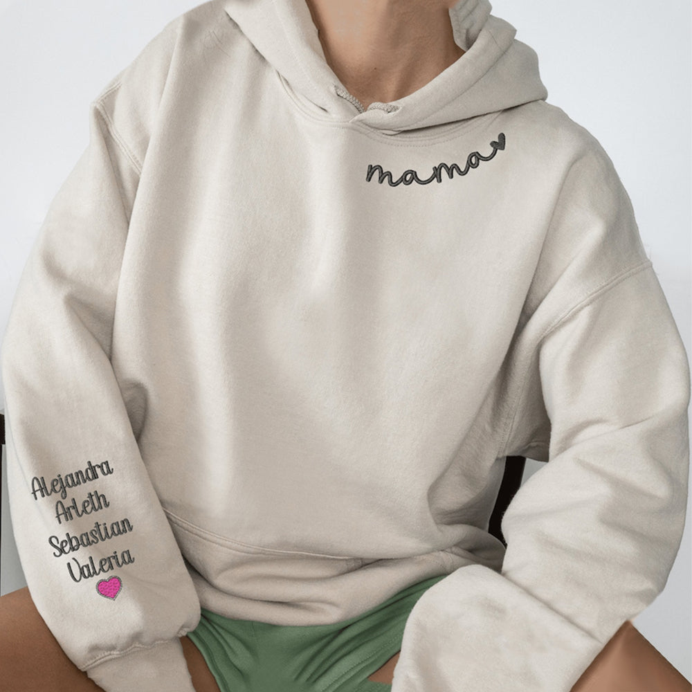Personalisiertes besticktes Mama-Sweatshirt mit individuellem Kindernamen auf dem Ärmel, Geschenk für Mama und Oma