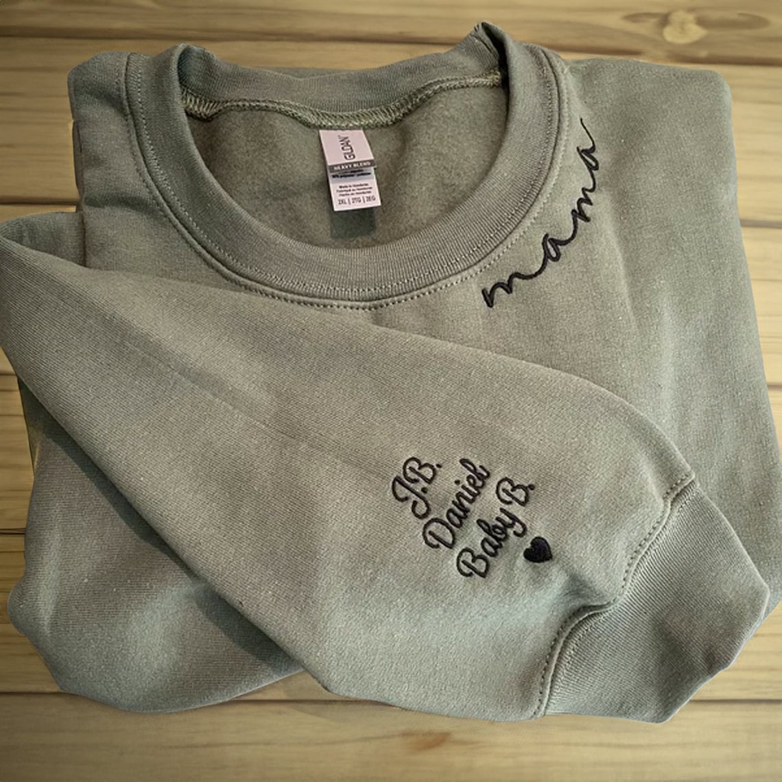 Sudadera de mamá bordada personalizada con nombre de los niños en la manga Regalo del día de la madre para mamá Nana