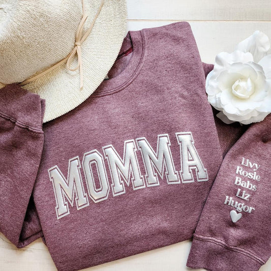 Personalisiertes Mama-Andenken-Sweatshirt mit Puff-Schriftzug und Kindernamen auf dem Ärmel, Muttertagsgeschenk