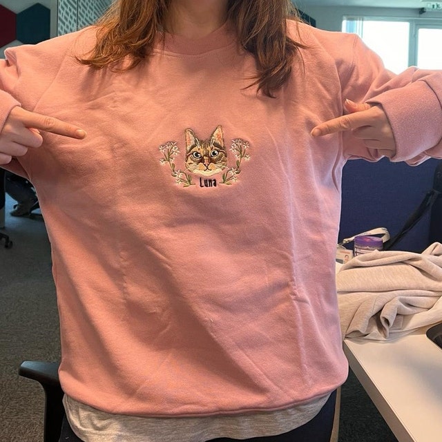 Sudadera con capucha y corona con retrato y nombre de mascota bordados, regalo de Navidad para amantes de las mascotas