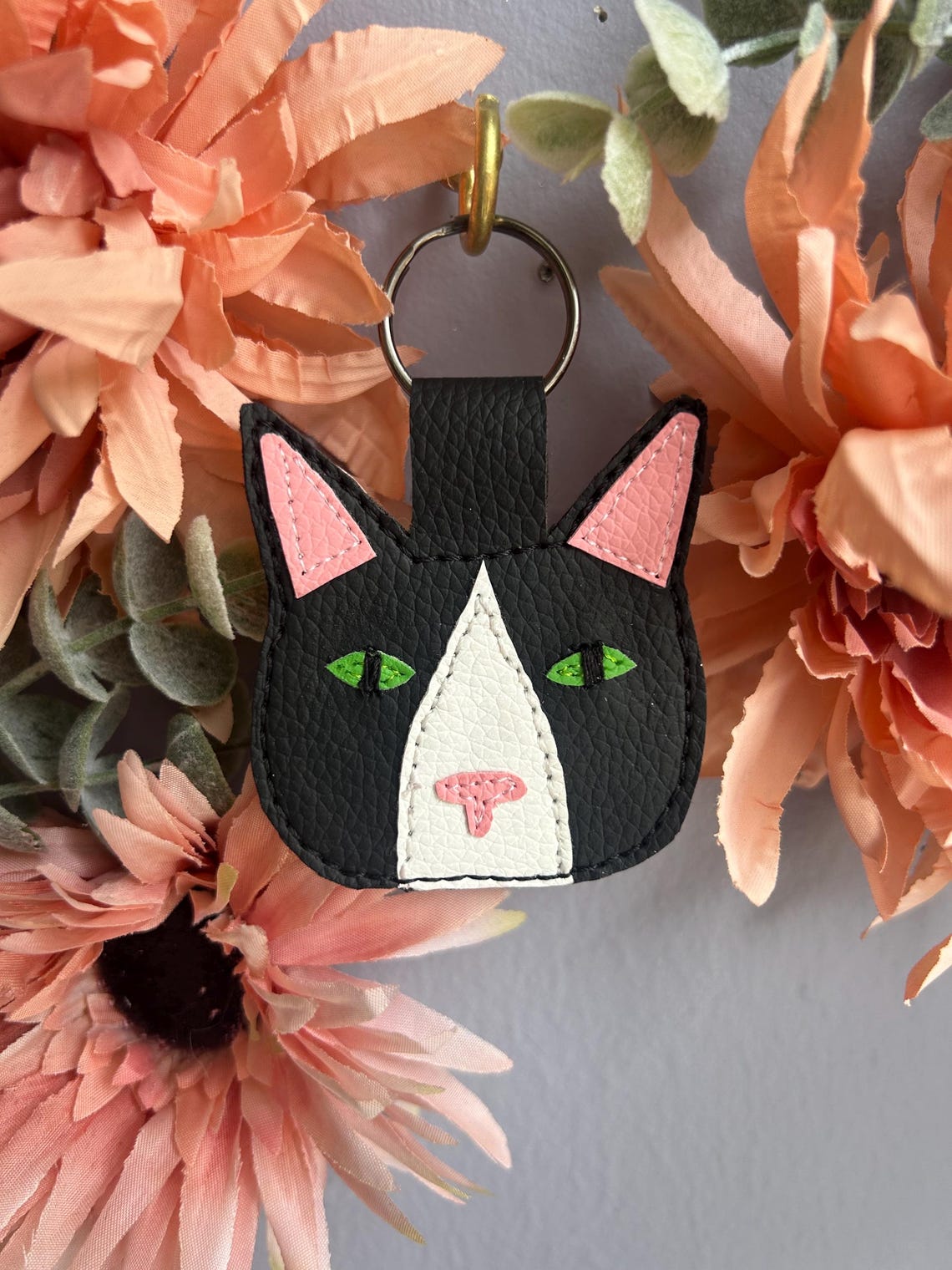 Personalisiertes Gedenkschild für Haustierhalsband mit Haustierohr und Namen, Geschenk für Tierliebhaber