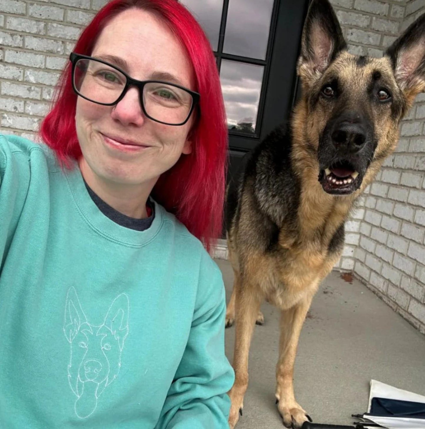 Embroidered Portrait Line Art Sweatshirt Hoodie Gift for Dog Mom/Dad Any Pet Lovers