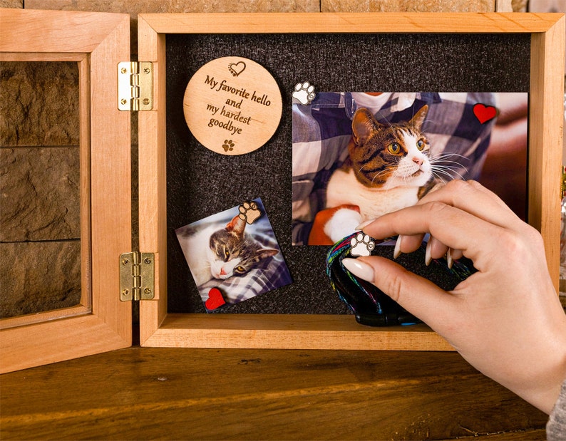 Personalized Pet Memorial Shadow Box Pet Keepsake Frame Gift for Dog Cat Lovers