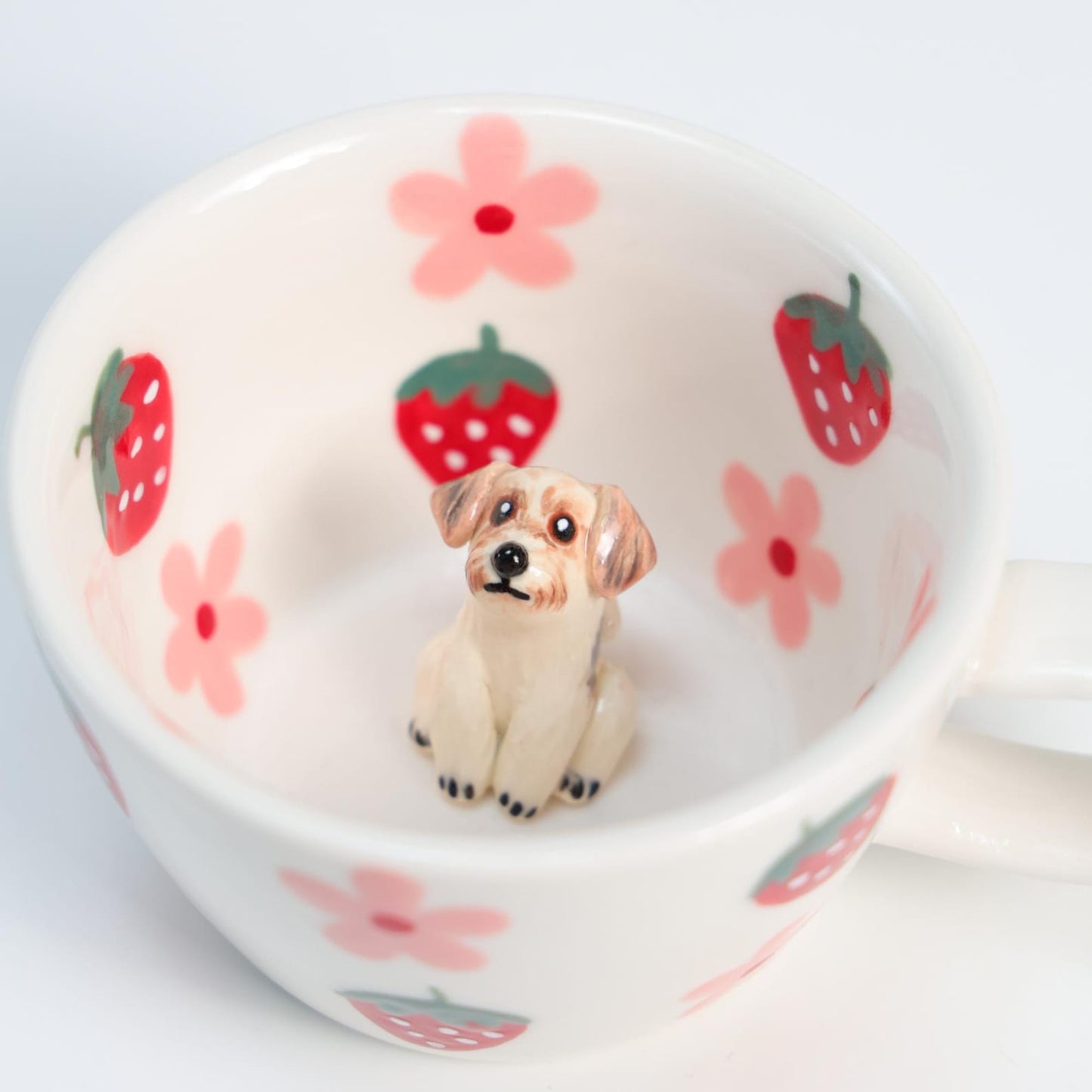 Individuelle Tasse mit Haustierfigur und Namen – handgefertigte Keramiktasse mit Katze und Hund, Weihnachtsgeschenk für Tierliebhaber