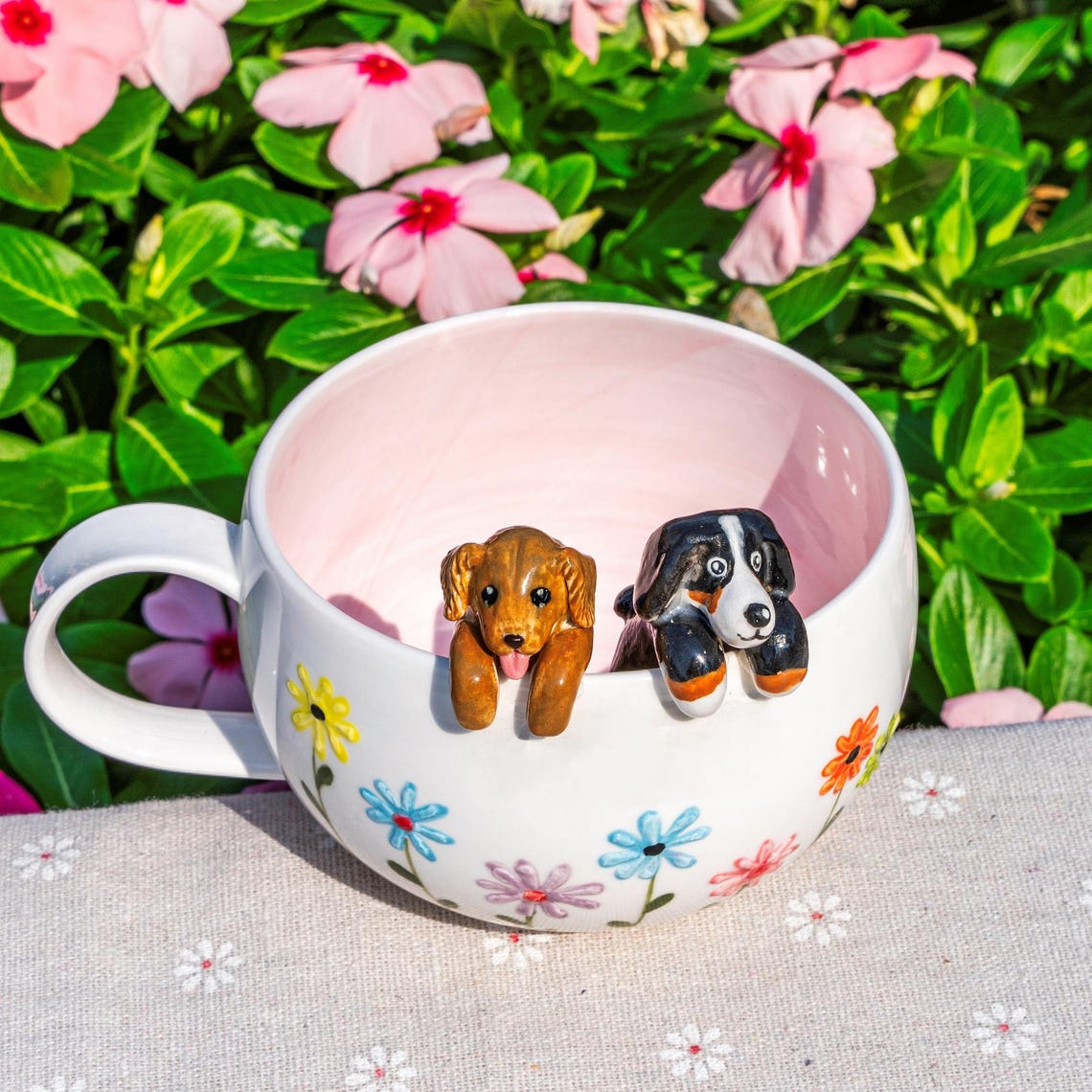 Custom Pet Figurine Mug with Name – Handmade Cat & Dog Ceramic Mug Christmas Keepsake Gift for Pet Lovers