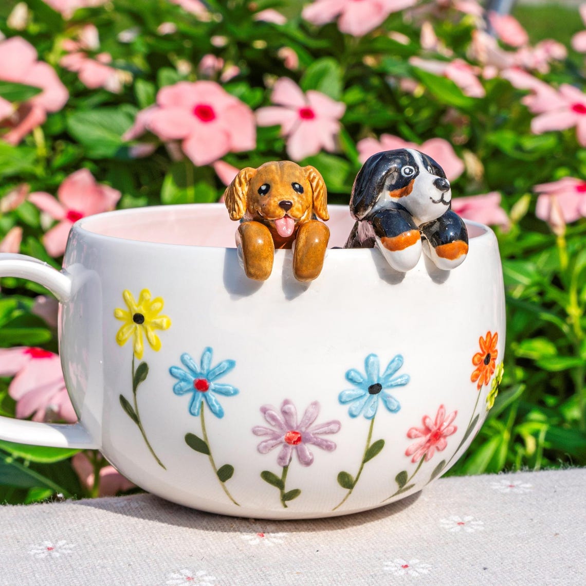 Custom Pet Figurine Mug with Name – Handmade Cat & Dog Ceramic Mug Christmas Keepsake Gift for Pet Lovers