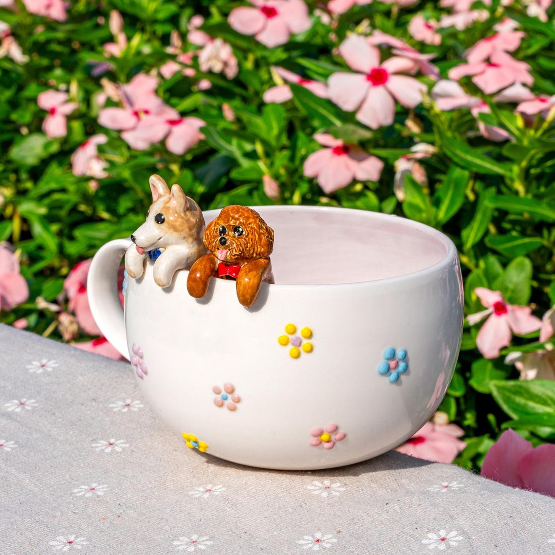 Custom Pet Figurine Mug with Name – Handmade Cat & Dog Ceramic Mug Christmas Keepsake Gift for Pet Lovers
