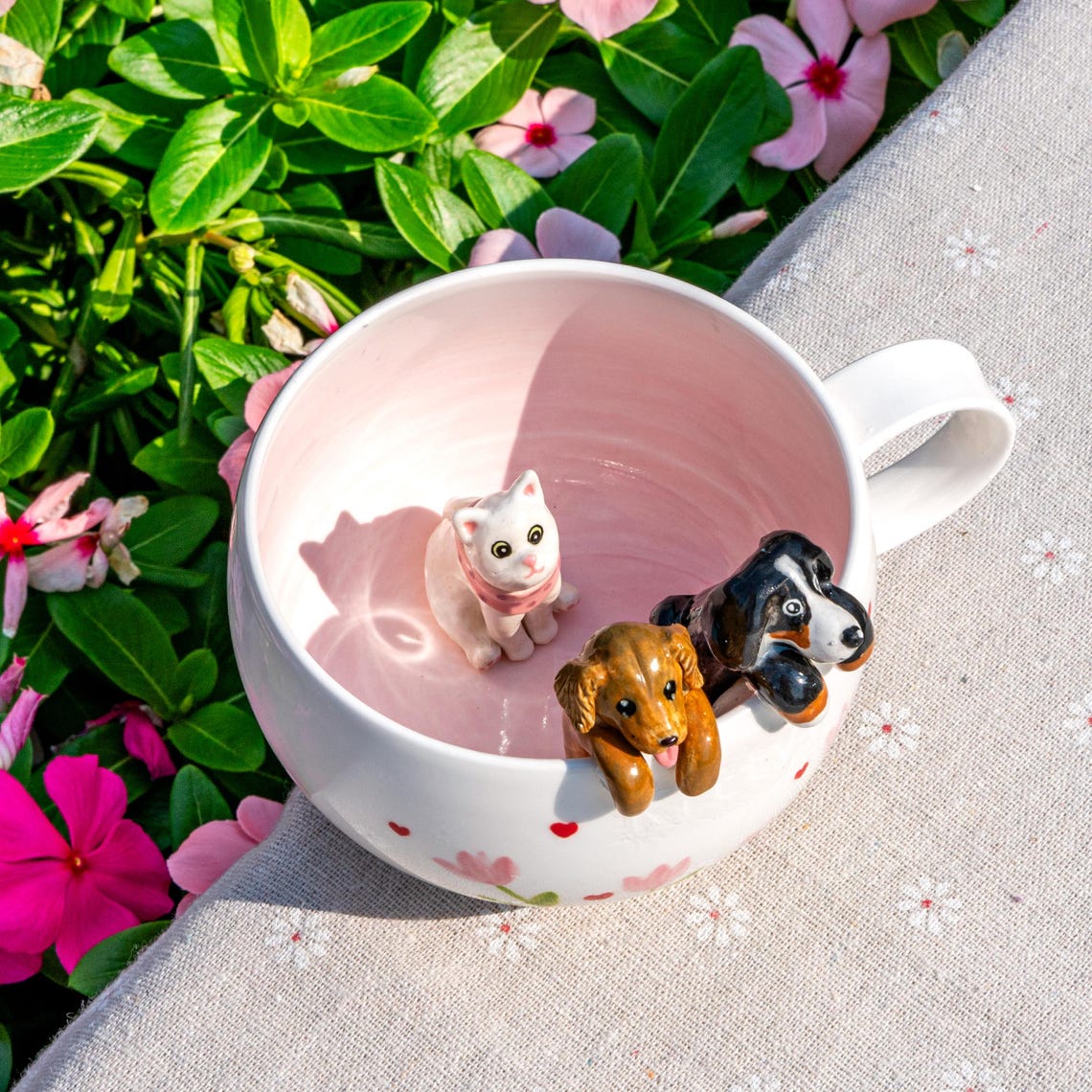 Custom Pet Figurine Mug with Name – Handmade Cat & Dog Ceramic Mug Christmas Keepsake Gift for Pet Lovers