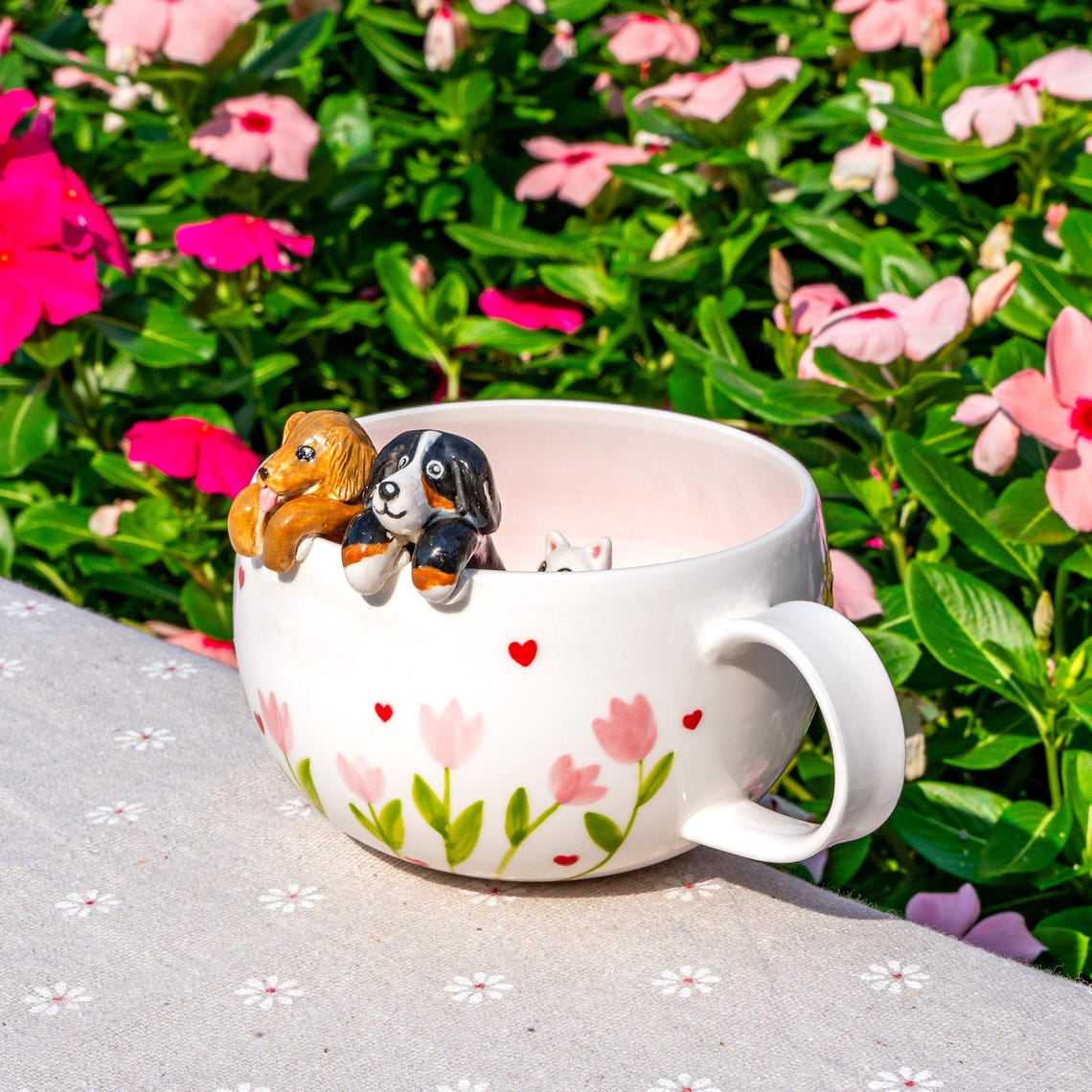 Custom Pet Figurine Mug with Name – Handmade Cat & Dog Ceramic Mug Christmas Keepsake Gift for Pet Lovers