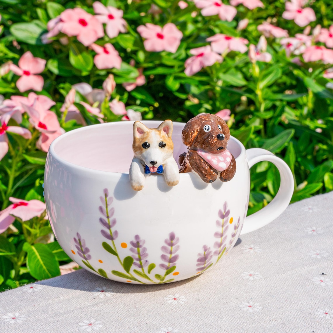 Custom Pet Figurine Mug with Name – Handmade Cat & Dog Ceramic Mug Christmas Keepsake Gift for Pet Lovers